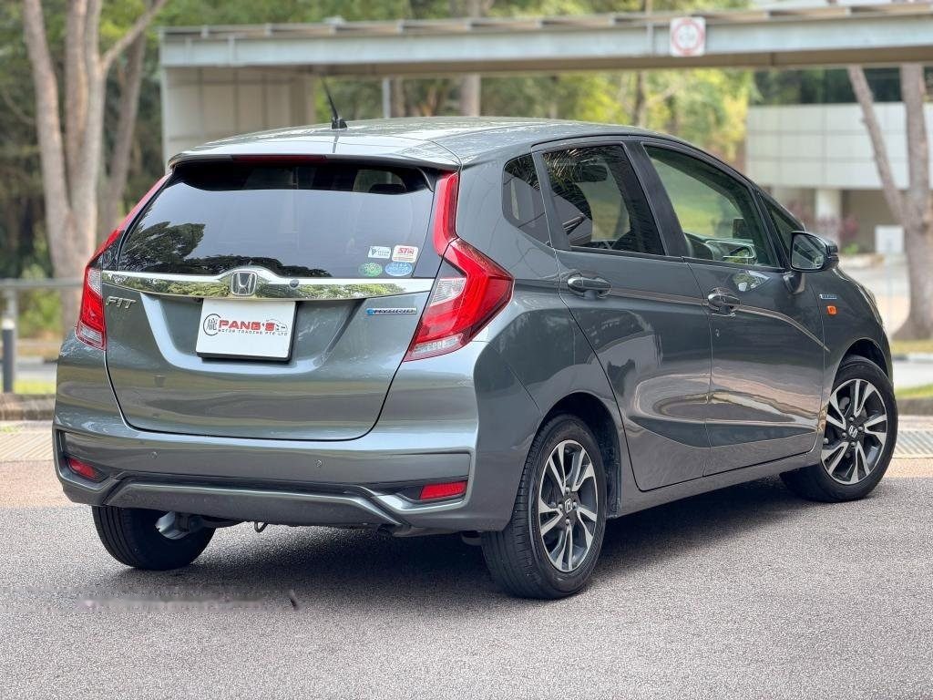 Honda Fit Hybrid 1.5A photo 2