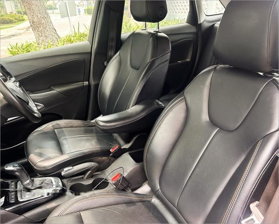 Opel Crossland 1.2A X photo 7