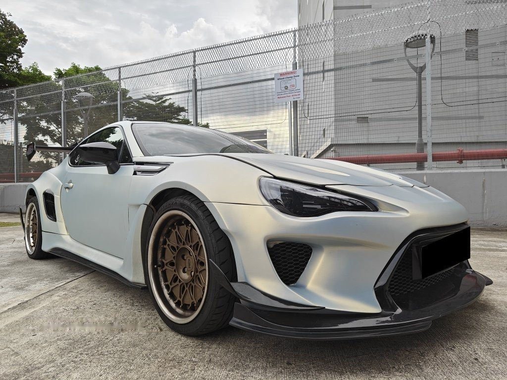 Subaru BRZ 2.0A (COE till 11/2034) photo 2