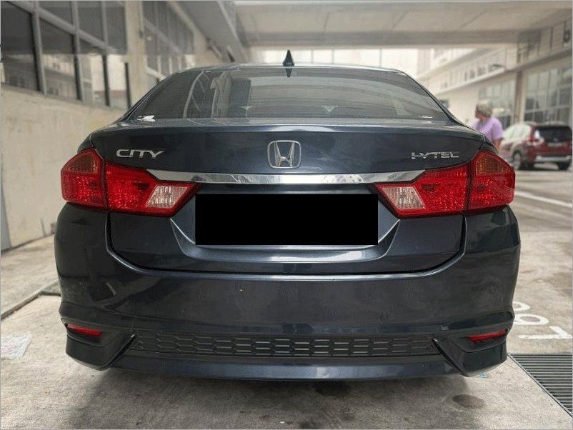 Honda City 1.5A V photo 4
