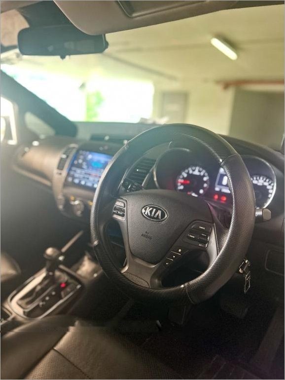 Kia Cerato K3 1.6A photo 5
