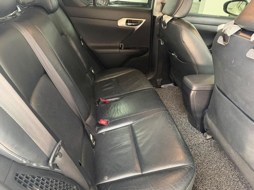 Lexus CT Hybrid CT200h Premium (COE till 07/2031) photo 7