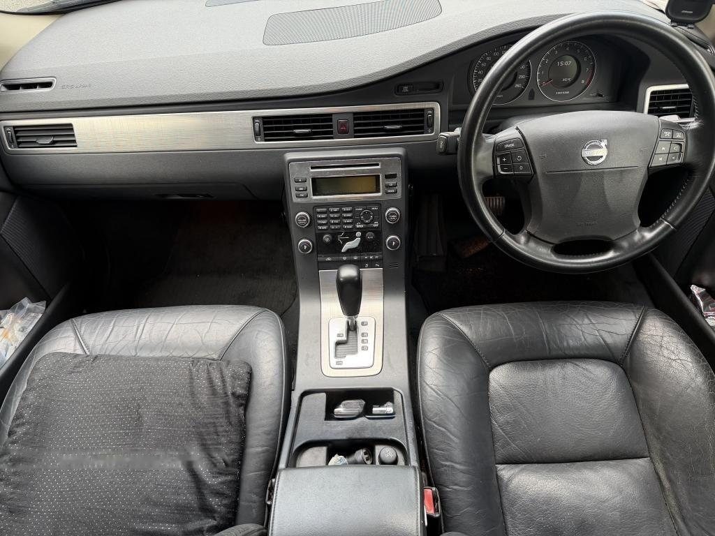 Volvo S80 2.5T (COE till 05/2028) photo 5