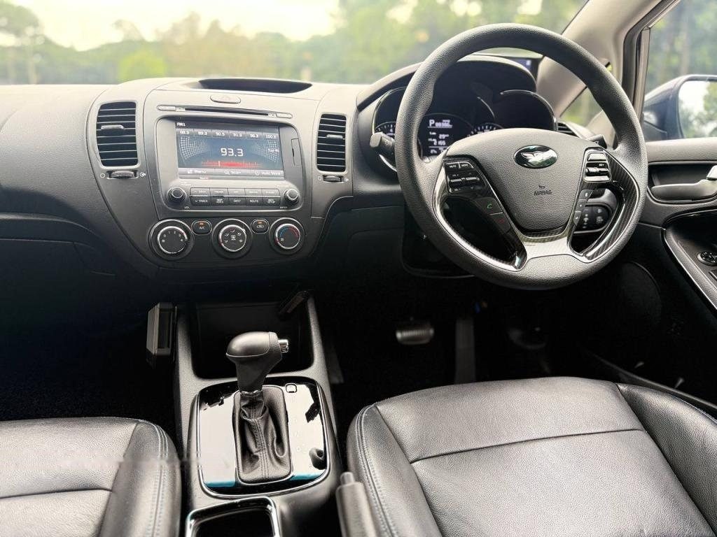 Kia Cerato K3 1.6A photo 3