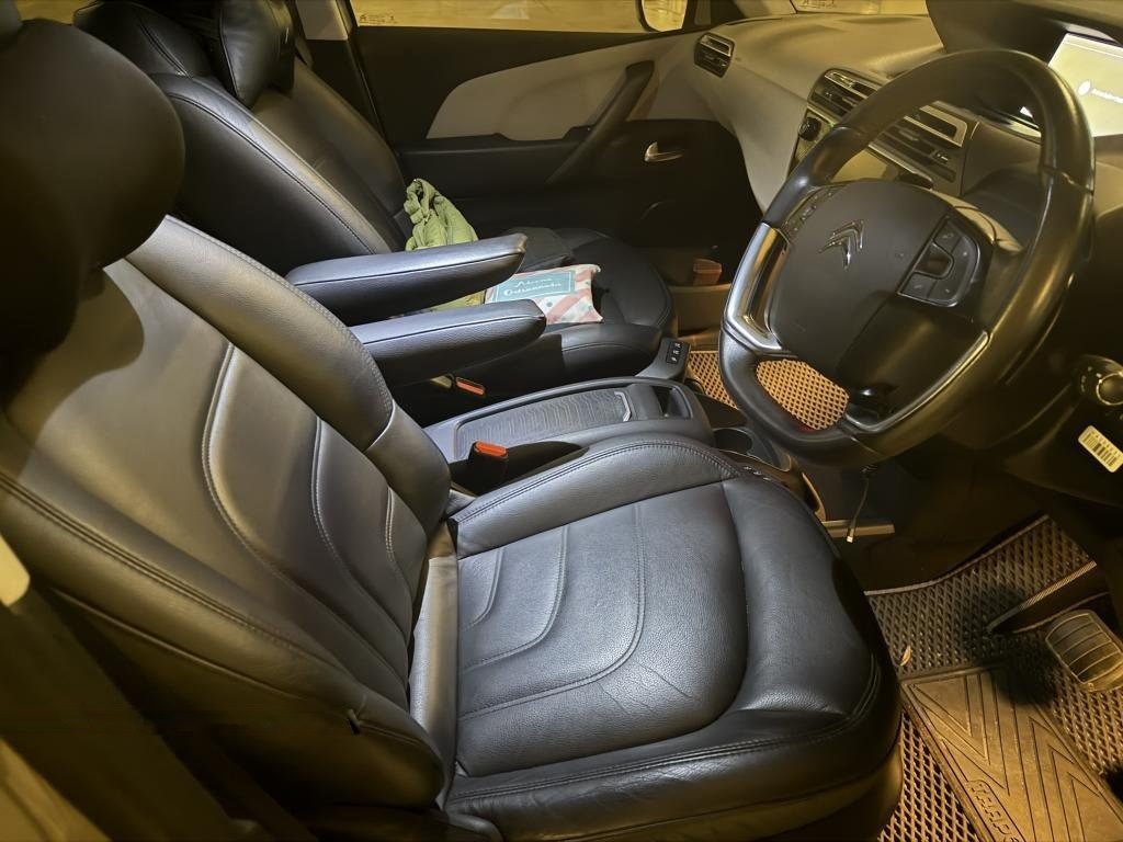 Citroen Grand C4 Picasso 1.6A THP Panoramic Roof photo 7