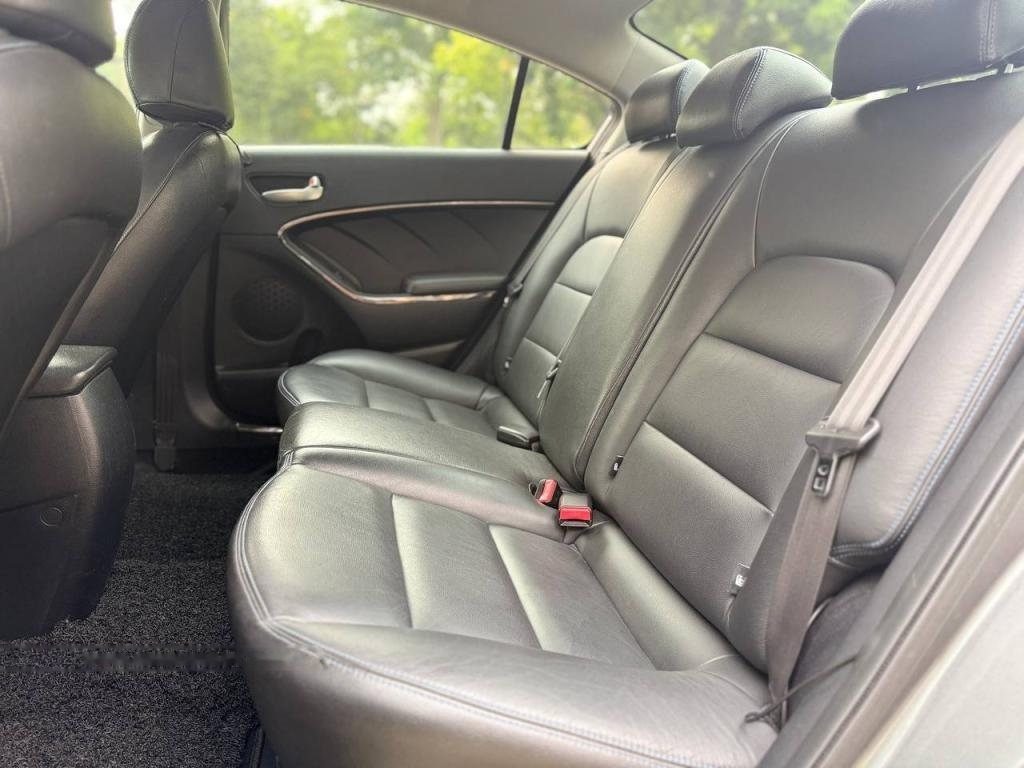 Kia Cerato K3 1.6A photo 5