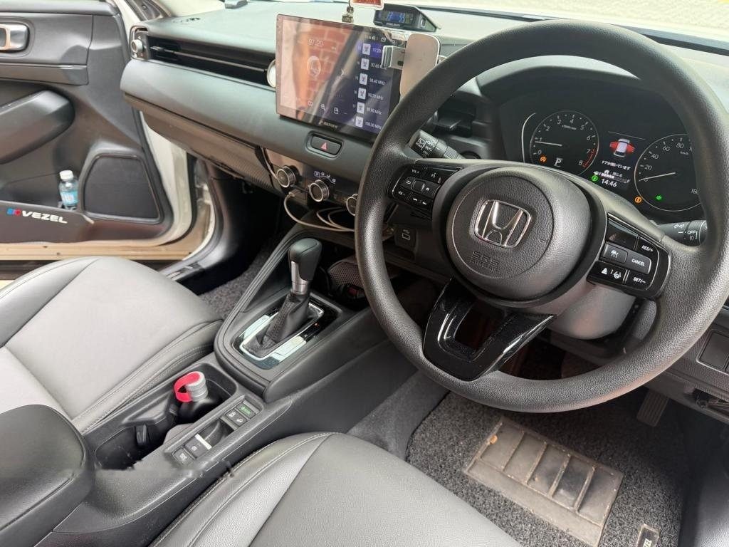 Honda Vezel 1.5A G photo 6