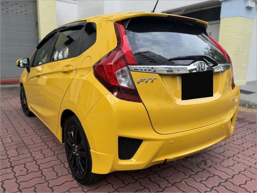 Honda Fit 1.3A GF photo 3