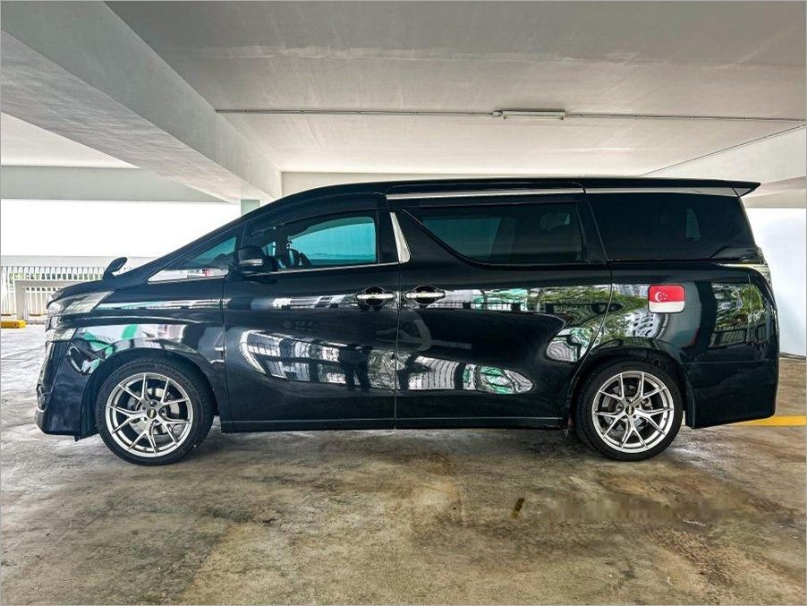 Toyota Vellfire 3.5A V L-Edition Sunroof (COE till 04/2034) photo 2