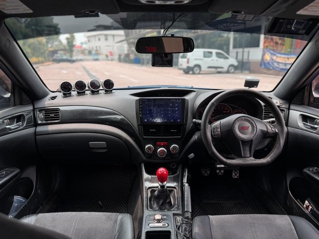 Subaru Impreza WRX 5D 2.5M STI (COE till 10/2029) photo 4