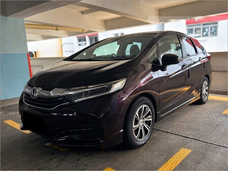 Honda Shuttle Hybrid 1.5A X photo 1