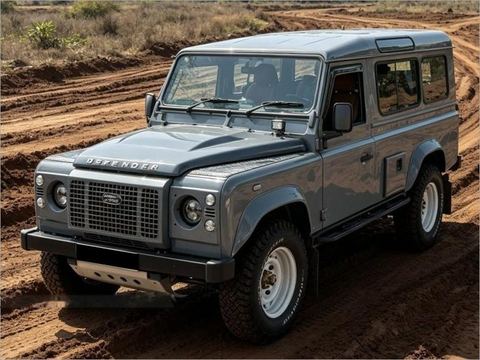 Land Rover Defender 110 Hardtop (COE till 07/2035)