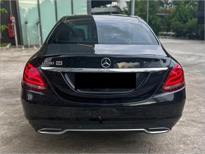 Mercedes-Benz C-Class C180 Avantgarde (COE till 07/2030) photo 3