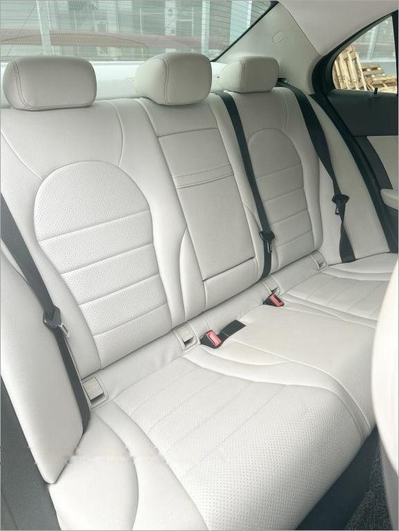 Mercedes-Benz C-Class C180 Avantgarde (COE till 07/2030) photo 6