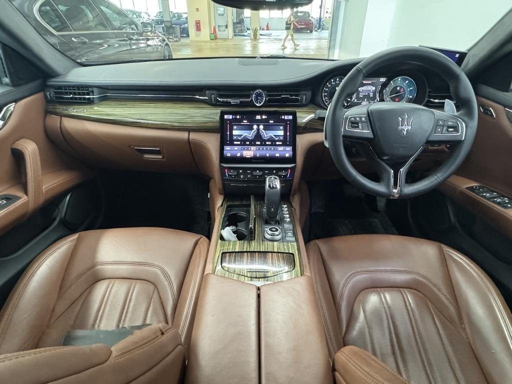 Maserati Quattroporte 3.0A photo 5