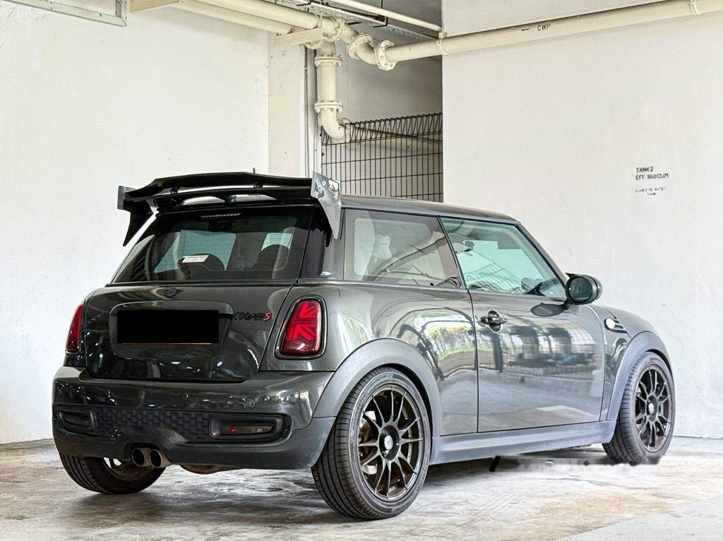 MINI Cooper S 1.6A Sunroof (COE till 12/2030) photo 3