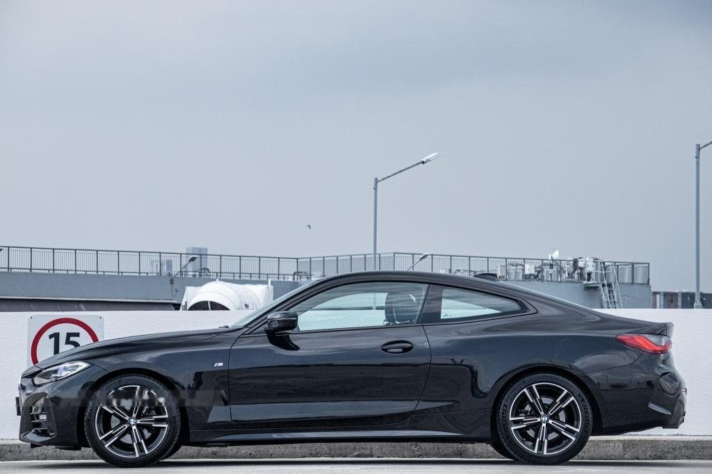 BMW 4 Series 420i Coupe M-Sport photo 3