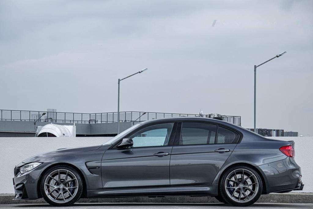 BMW M3 Sedan (COE till 07/2036) photo 3