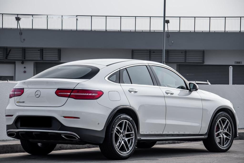 Mercedes-Benz GLC-Class GLC250 Coupe AMG Line photo 4