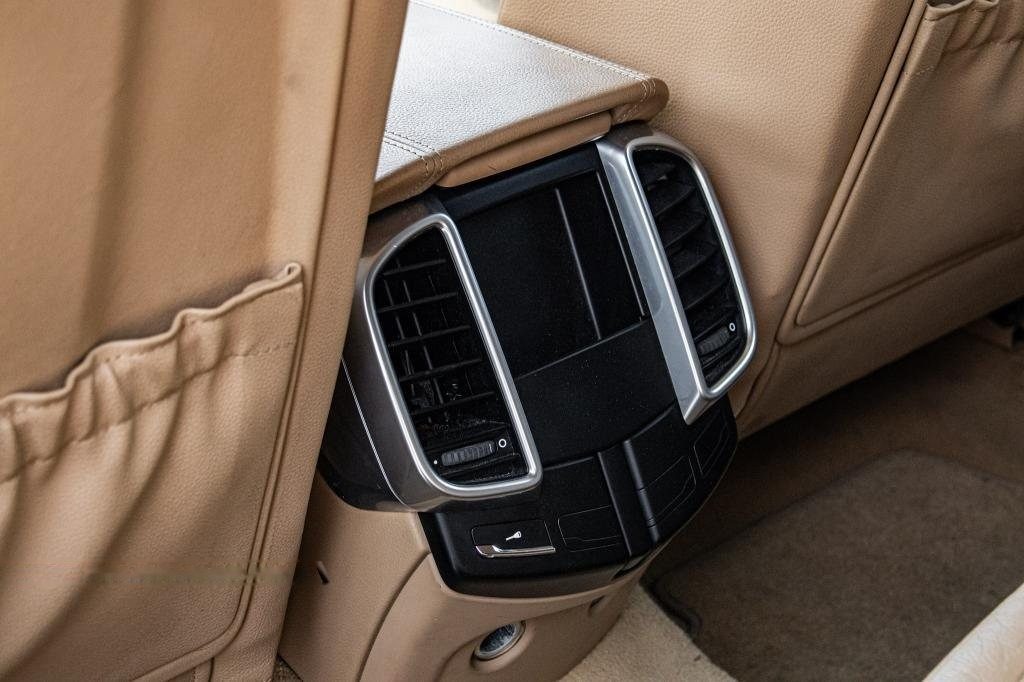 Porsche Cayenne Hybrid S 3.0A (COE till 06/2031) photo 9