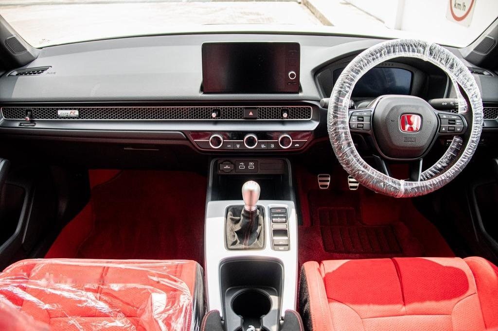 Honda Civic Type-R 2.0M VTEC Turbo photo 6