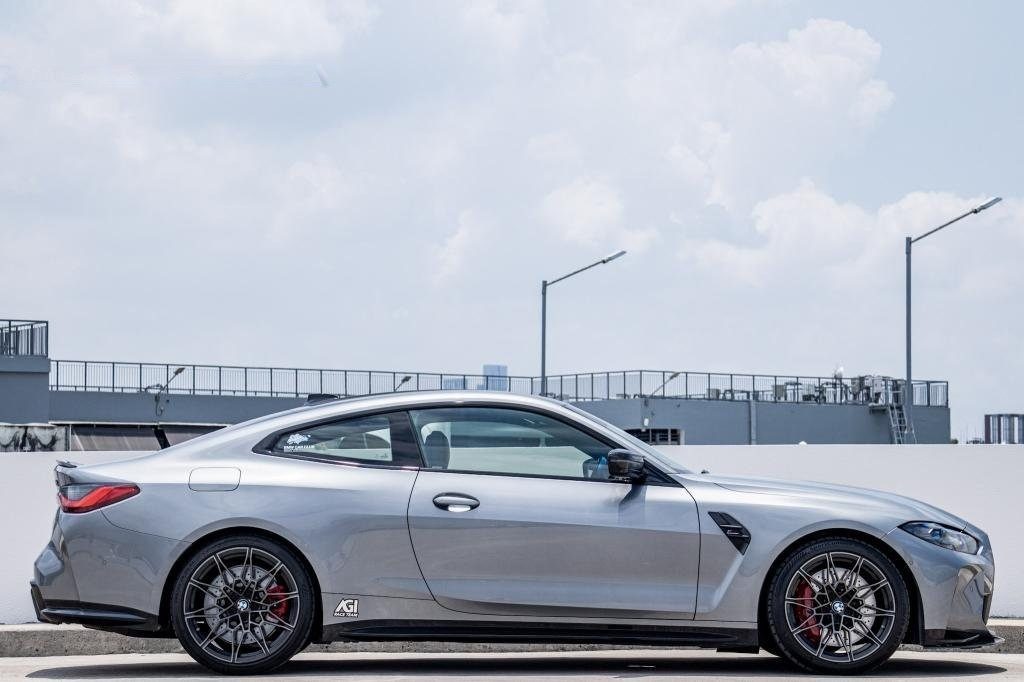 BMW M4 Coupe Competition xDrive photo 3
