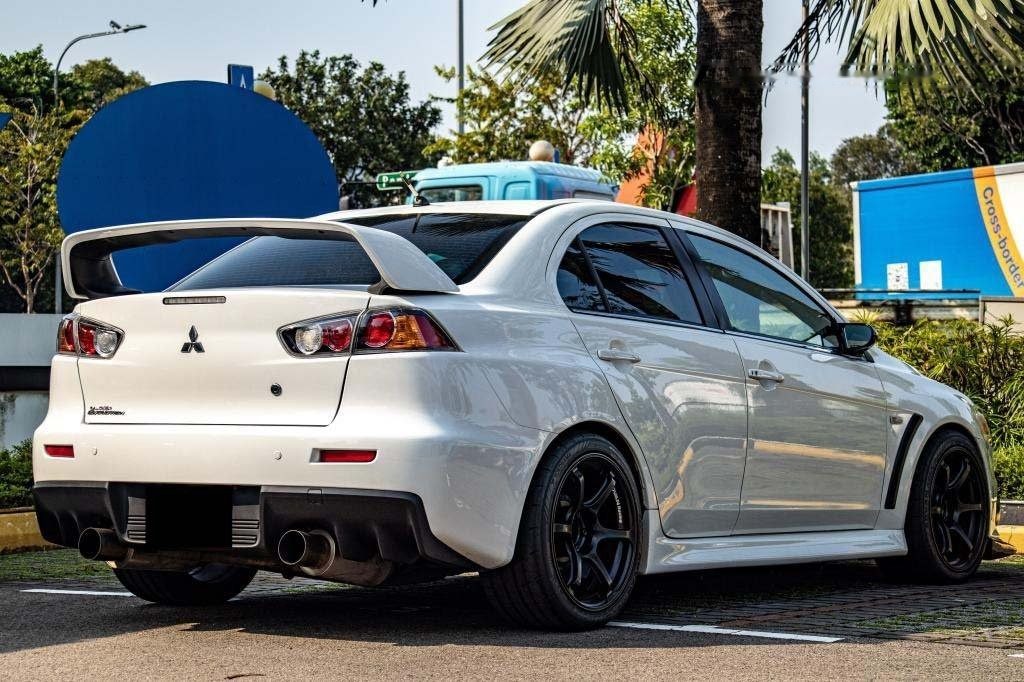 Mitsubishi Evolution 10 GSR SST (COE till 08/2029) photo 4