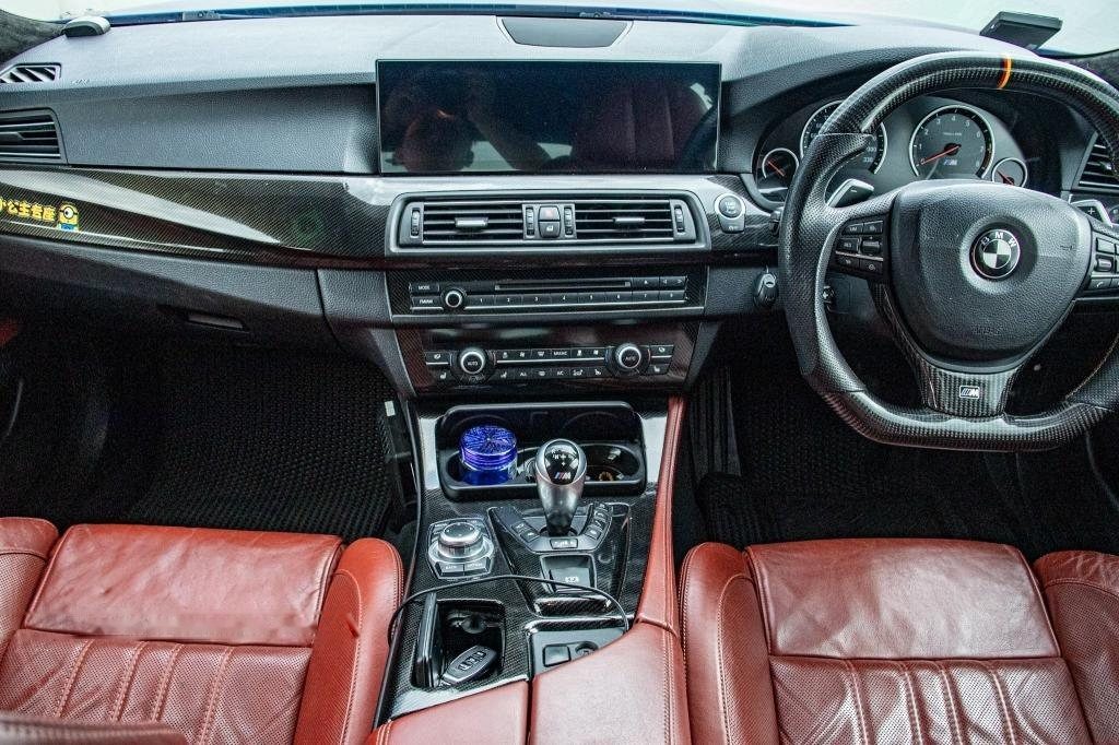 BMW M5 Sunroof (COE till 10/2032) photo 5