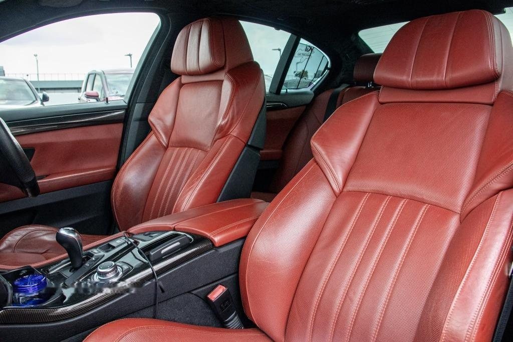 BMW M5 Sunroof (COE till 10/2032) photo 6