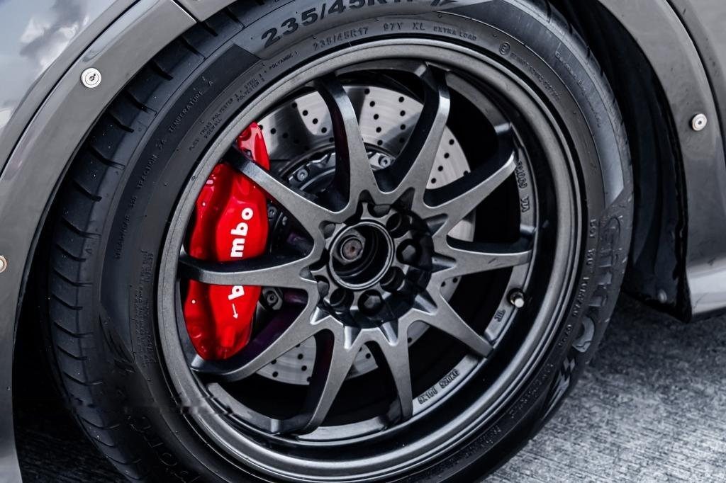 Honda Civic Type-R 2.0M 3DR (COE till 04/2029) photo 4