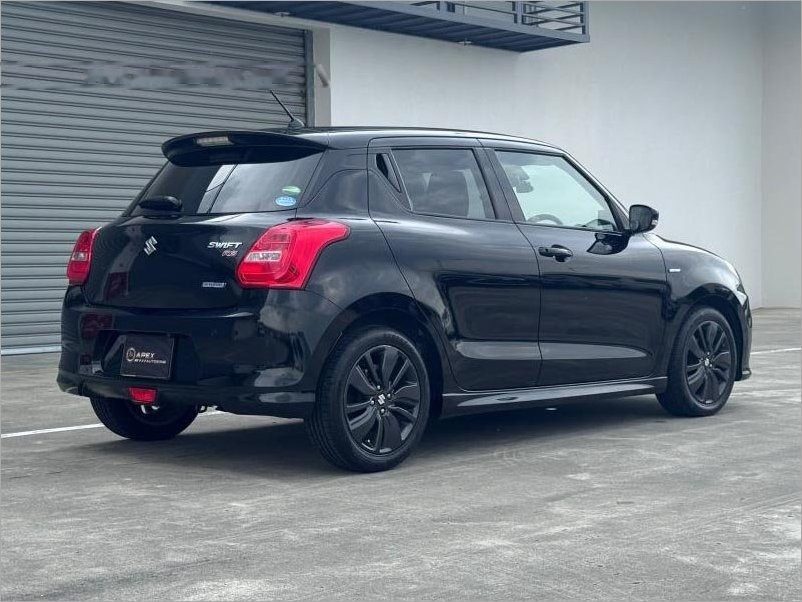 Suzuki Swift Mild Hybrid 1.2A RS photo 4