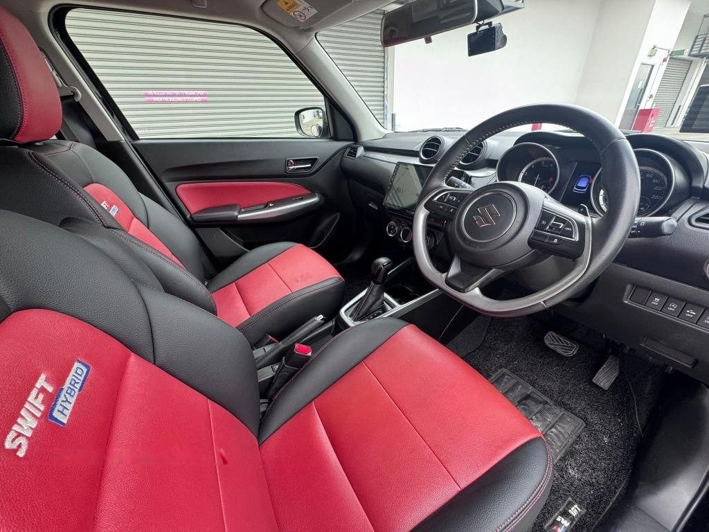 Suzuki Swift Mild Hybrid 1.2A RS photo 7