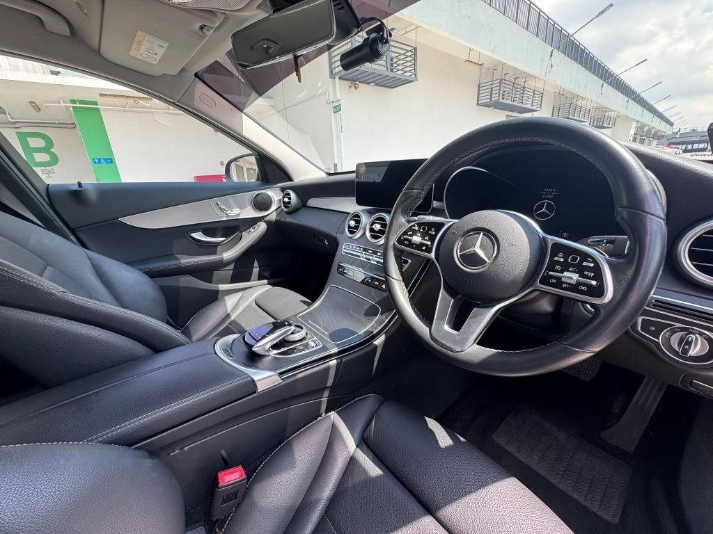 Mercedes-Benz C-Class C180 Avantgarde photo 7