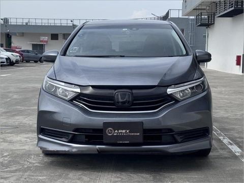 Honda Shuttle 1.5A G Honda Sensing