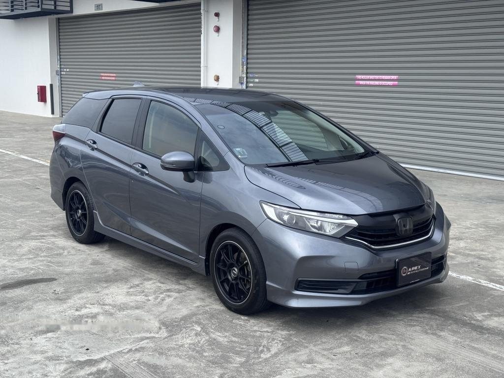 Honda Shuttle 1.5A G Honda Sensing photo 2
