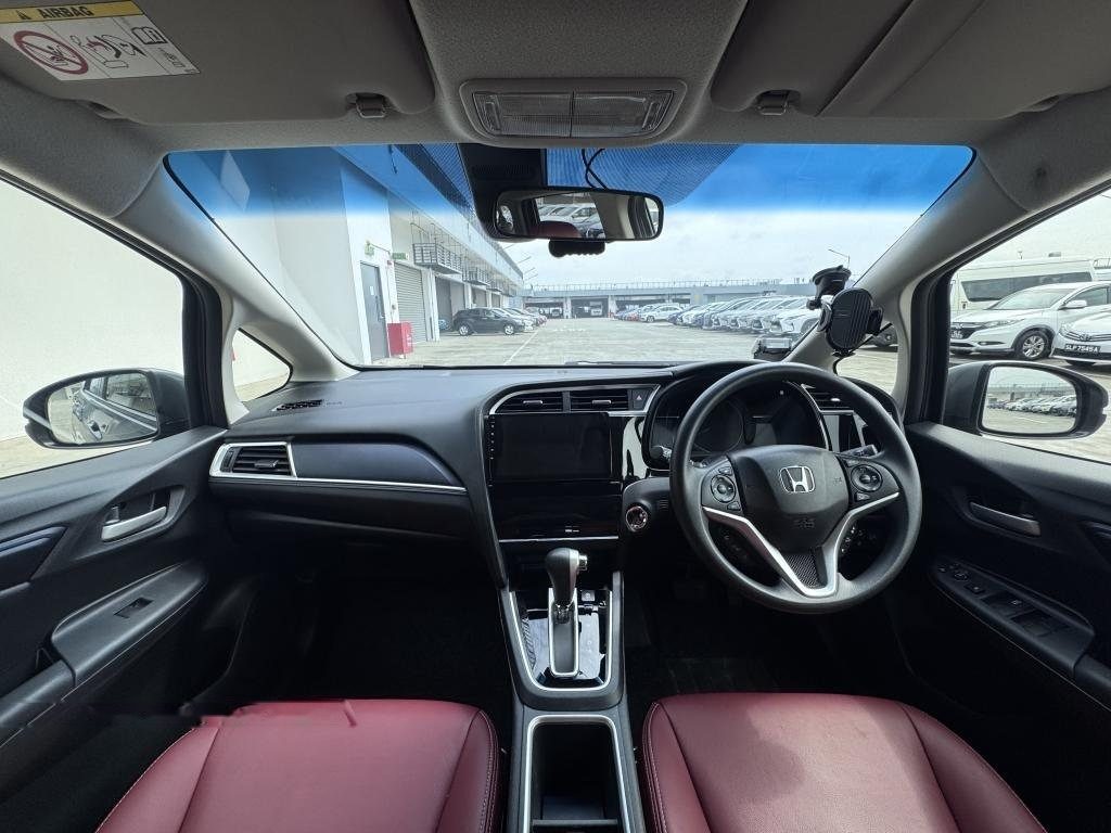 Honda Shuttle 1.5A G Honda Sensing photo 6
