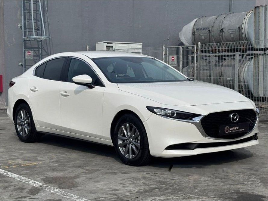 Mazda 3 Mild Hybrid 1.5A Classic photo 2