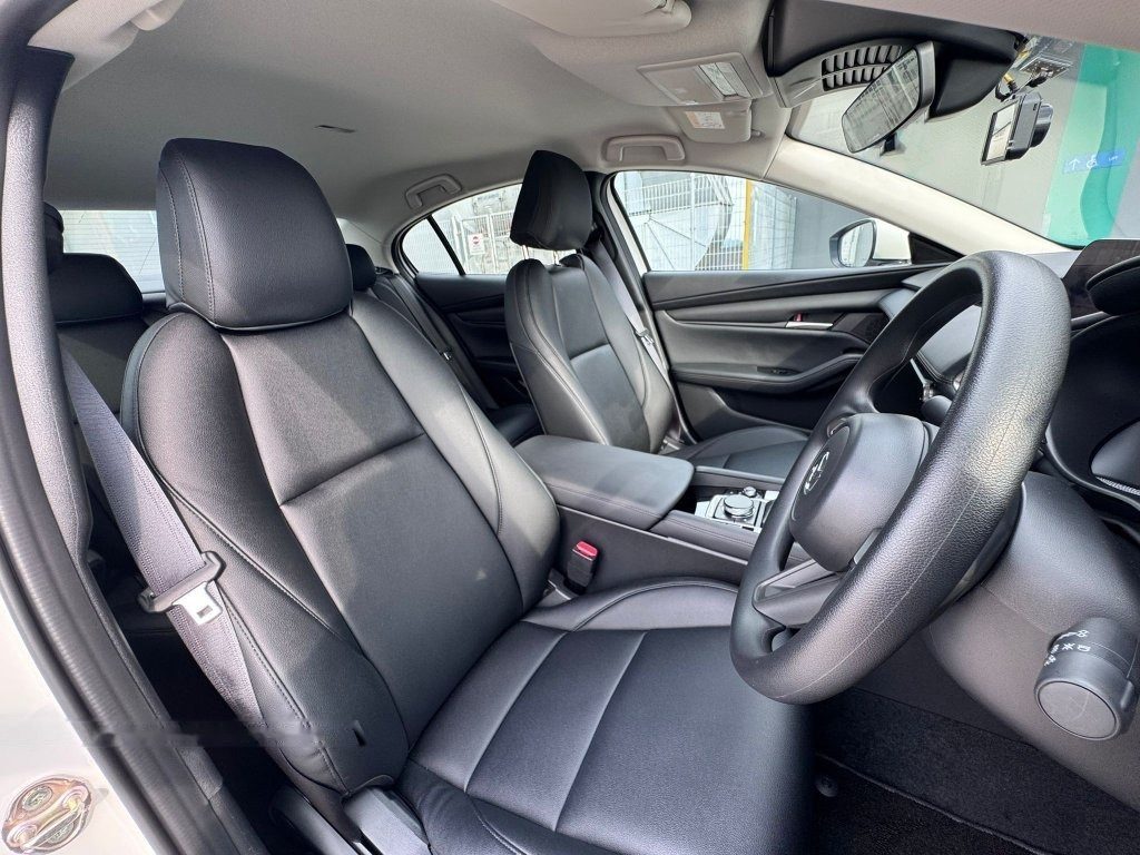 Mazda 3 Mild Hybrid 1.5A Classic photo 8