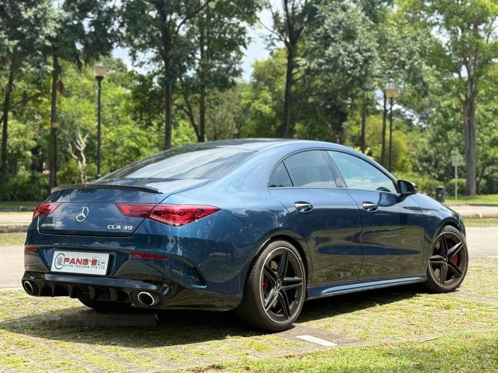 Mercedes-Benz CLA-Class CLA35 AMG 4MATIC photo 2