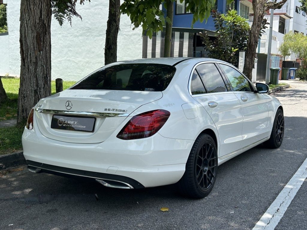Mercedes-Benz C-Class C160 Avantgarde photo 3