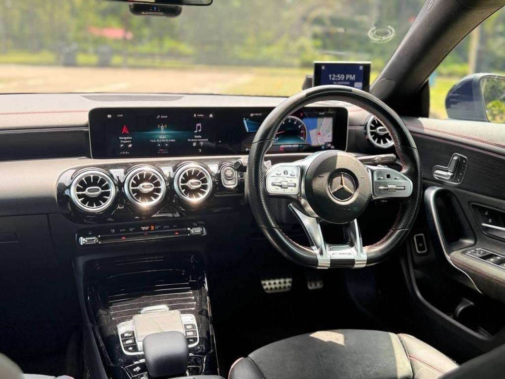 Mercedes-Benz CLA-Class CLA35 AMG 4MATIC photo 4
