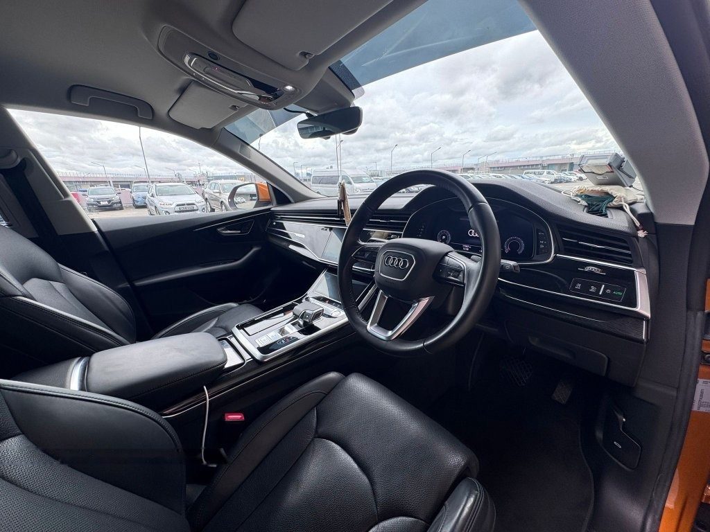 Audi Q8 Mild Hybrid 3.0A TFSI Quattro Tip photo 6