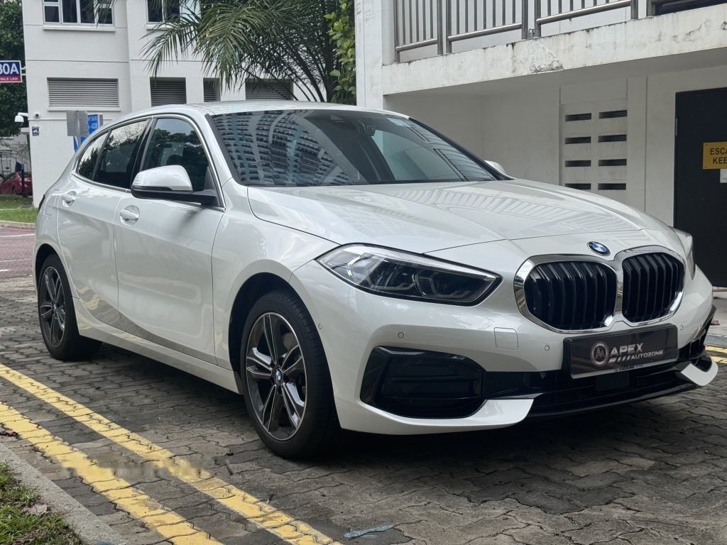 BMW 1 Series 116i Sportline photo 2