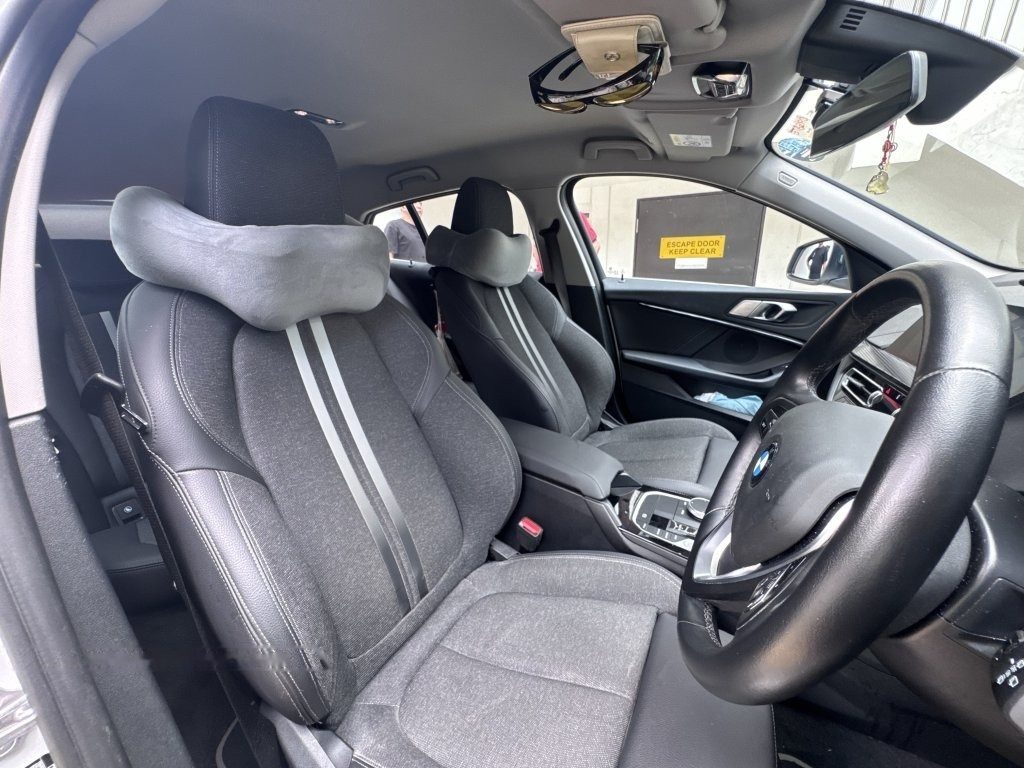 BMW 1 Series 116i Sportline photo 8