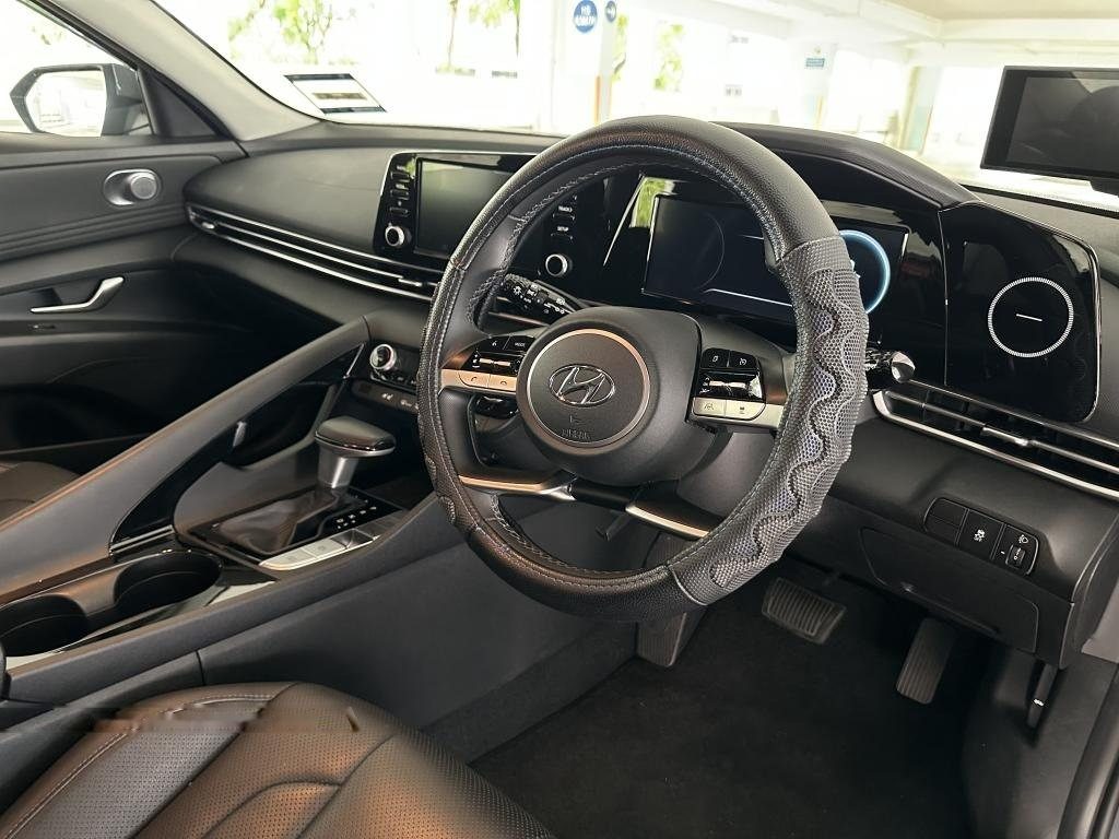 Hyundai Avante 1.6A Elite Sunroof photo 6