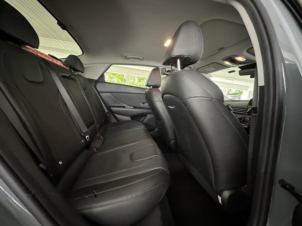 Hyundai Avante 1.6A Elite Sunroof photo 8