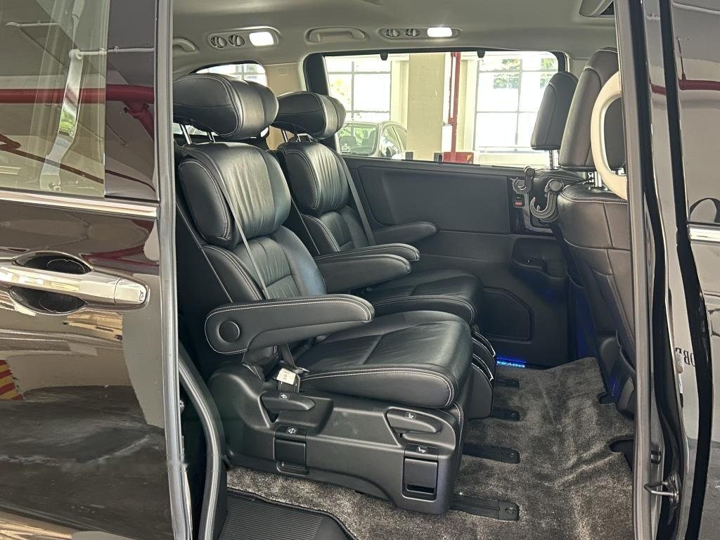 Honda Odyssey 2.4A EXV-S Sunroof photo 9