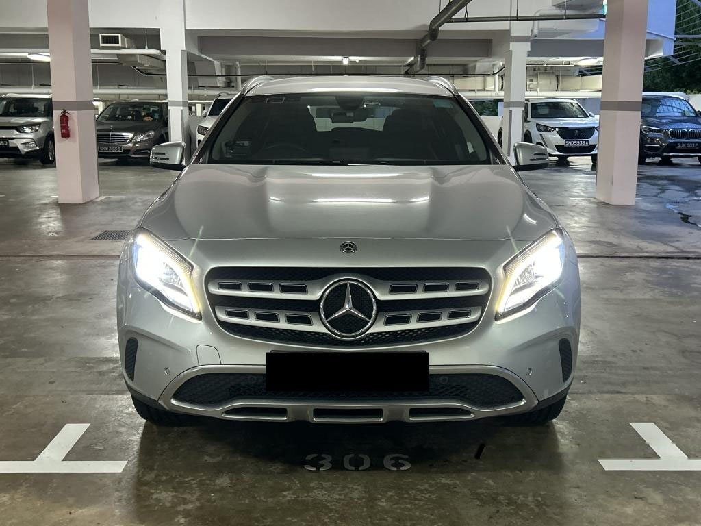 Mercedes-Benz GLA-Class GLA180 Urban Edition photo 1
