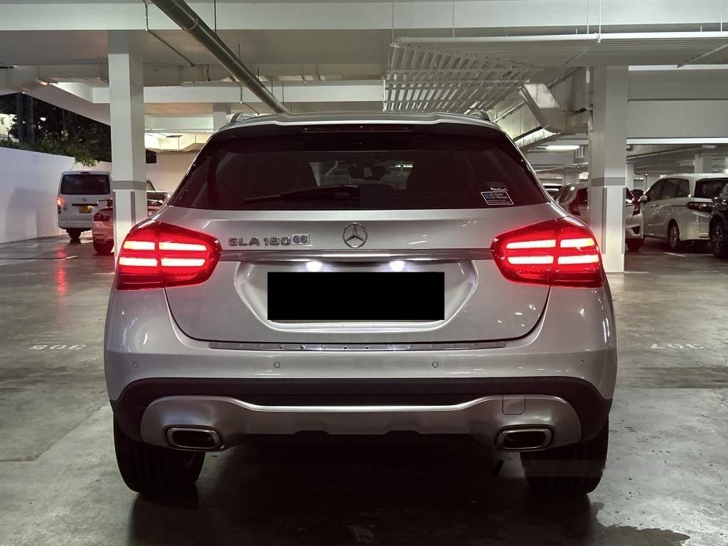 Mercedes-Benz GLA-Class GLA180 Urban Edition photo 5