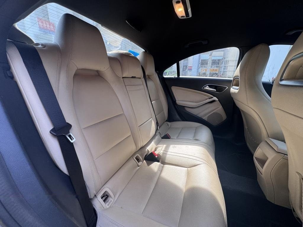 Mercedes-Benz CLA-Class CLA180 (COE till 05/2030) photo 8